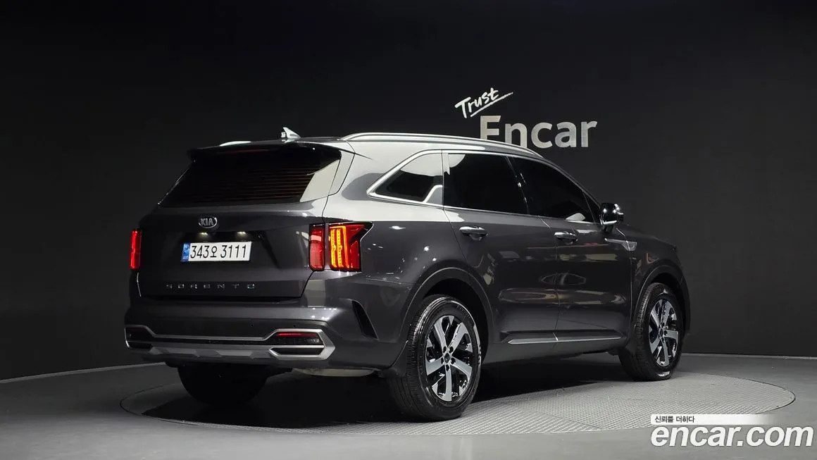 Kia Sorento — фото 7