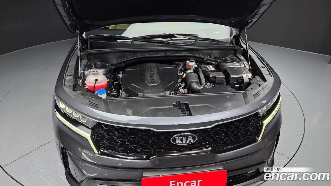 Kia Sorento — фото 8