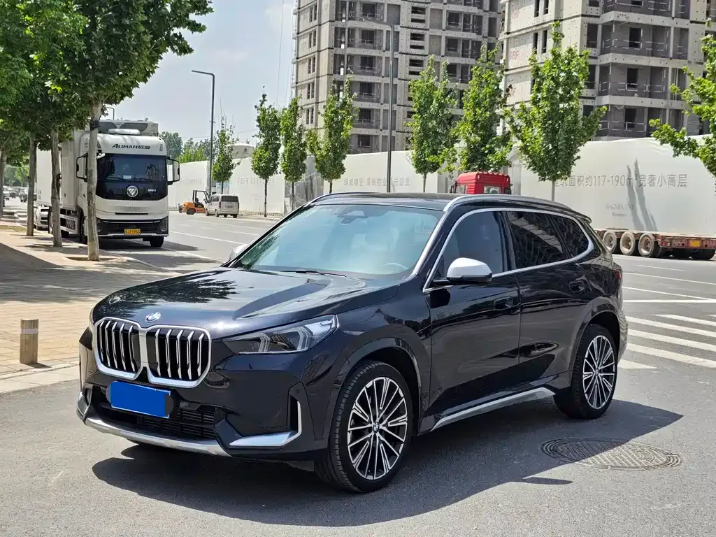 BMW X1 — фото 5