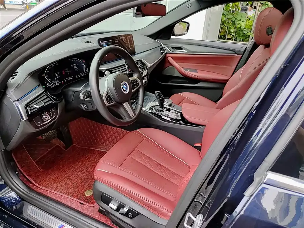 BMW 5 Series New Energy — фото 6