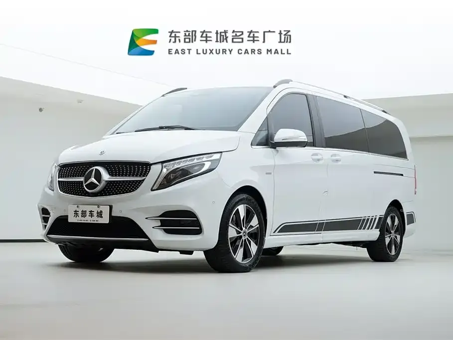 Mercedes-Benz V-Class — фото 1