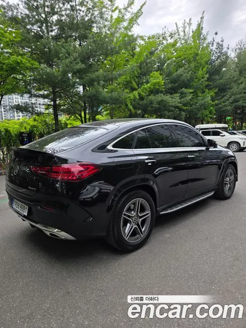 Mercedes-Benz GLE-Class — фото 6
