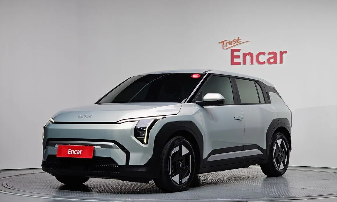 Kia EV3 — фото 1