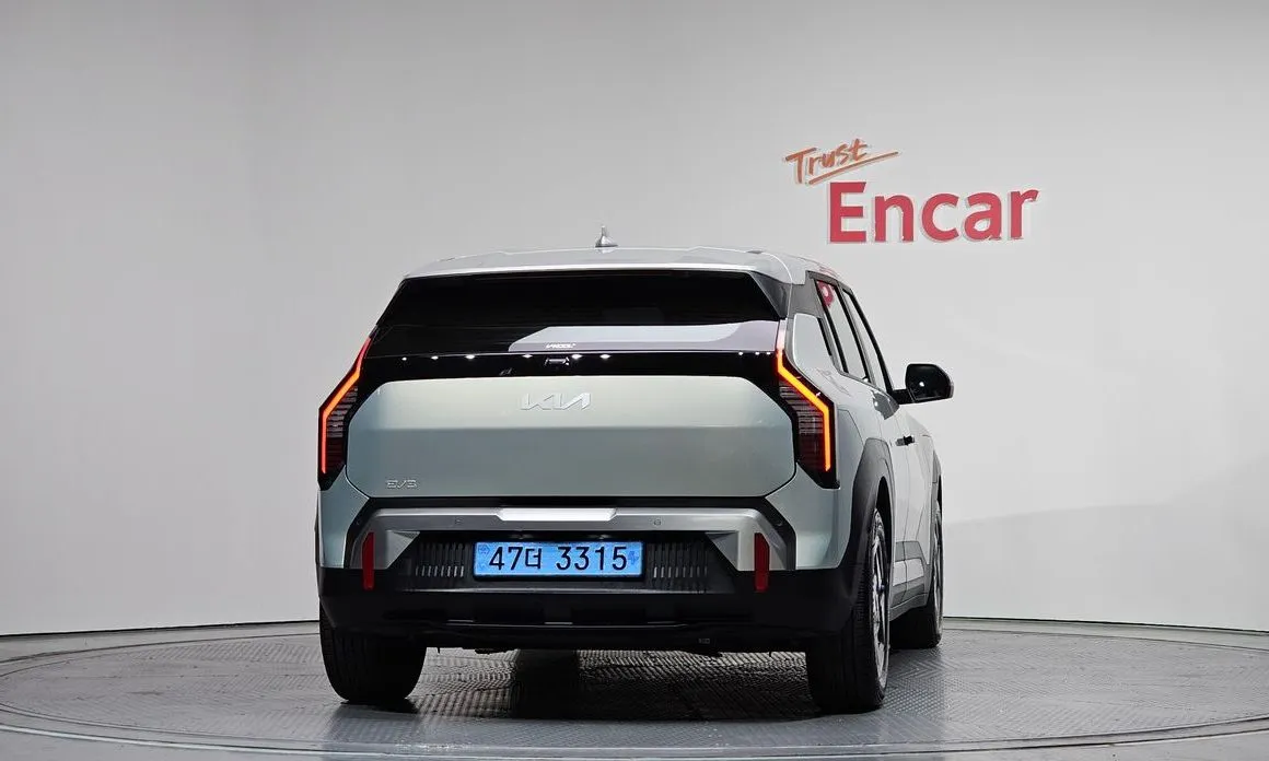 Kia EV3 — фото 5