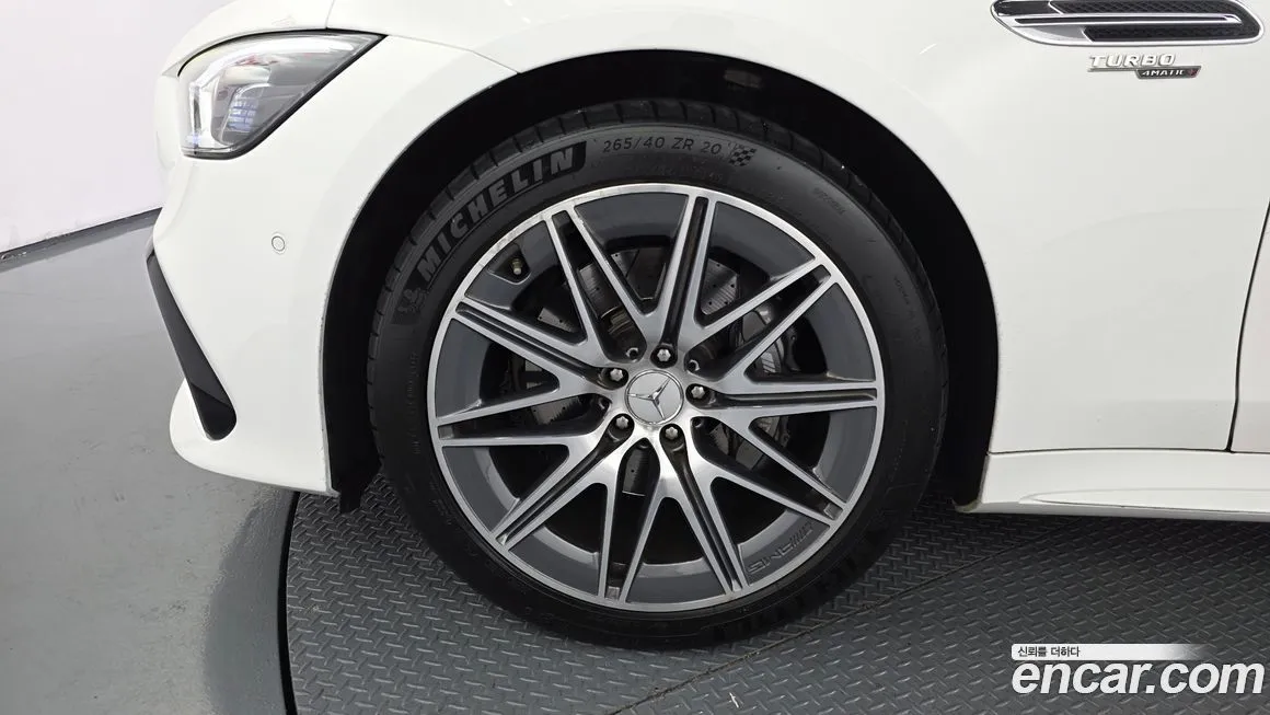 Mercedes-Benz AMG GT — фото 4