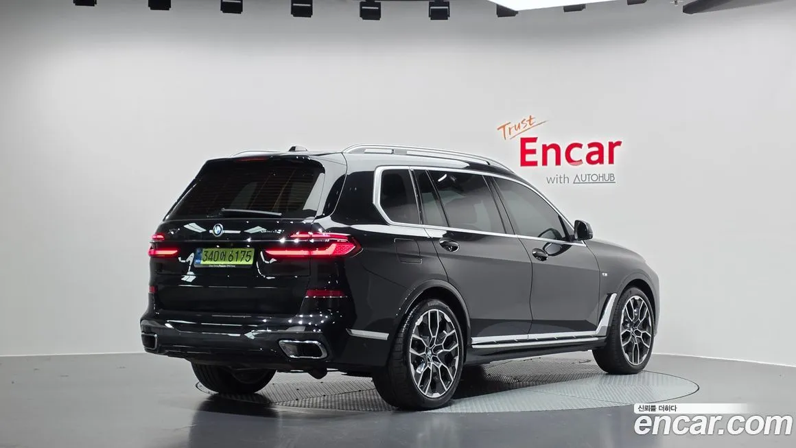 BMW X7 — фото 4