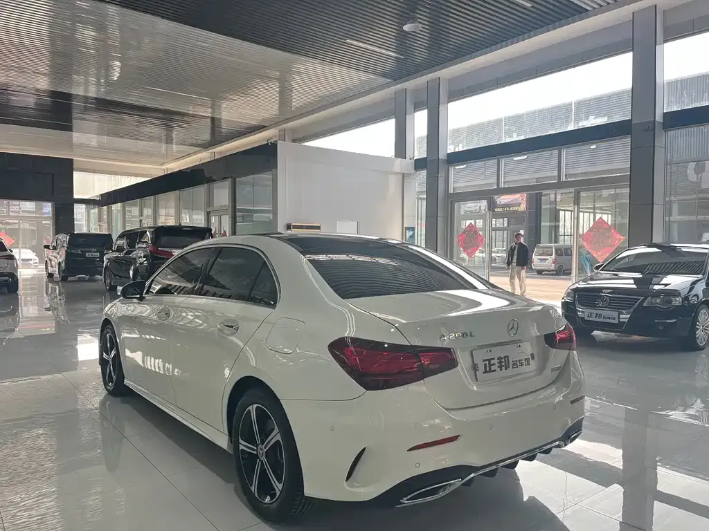 Mercedes-Benz A-Class — фото 6