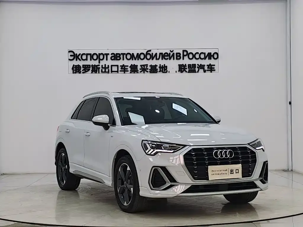 Audi Q3 — фото 5