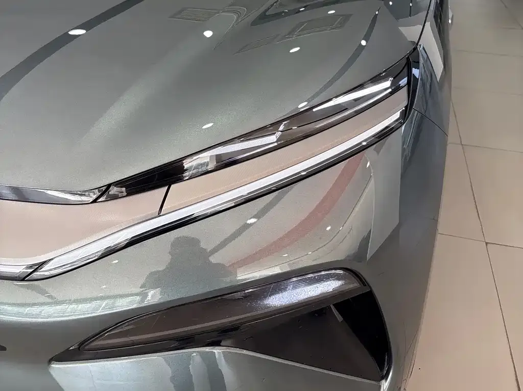 BYD Tang L — фото 4