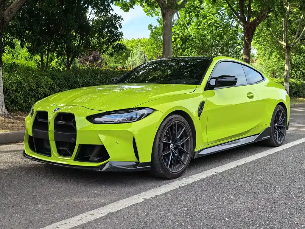BMW M4 — фото 1