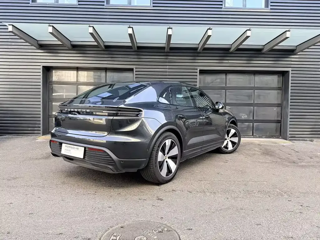 Porsche Macan EV — фото 5