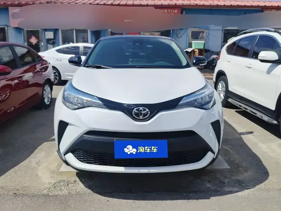 Toyota C-HR — фото 6