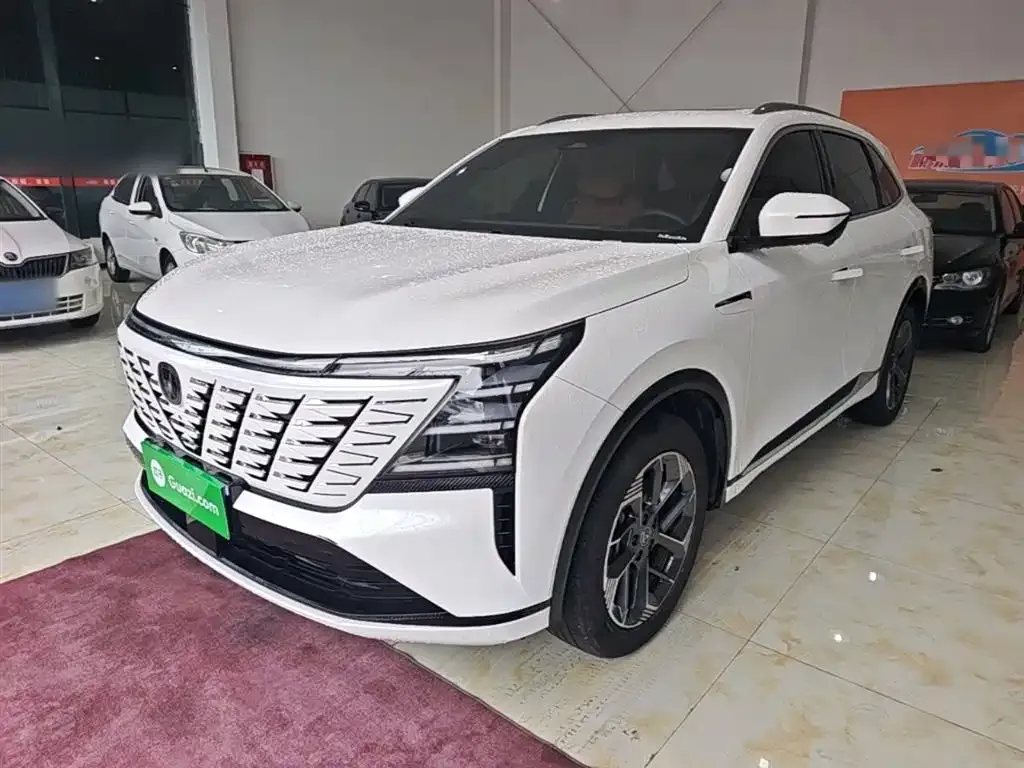 Changan CS75PLUS — фото 1