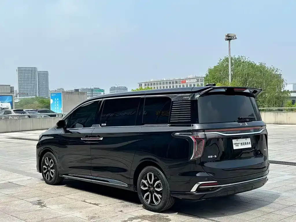 Hongqi HQ9 — фото 4