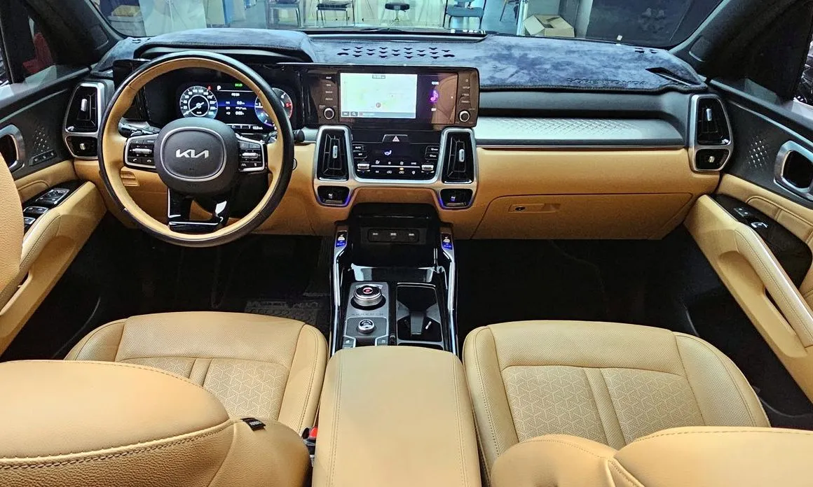 Kia Sorento — фото 9