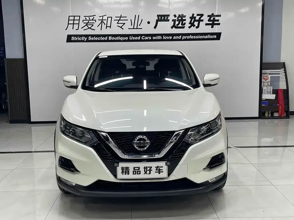 Nissan Qashqai — фото 2