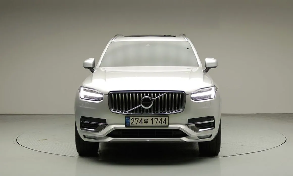 Volvo XC90 — фото 7