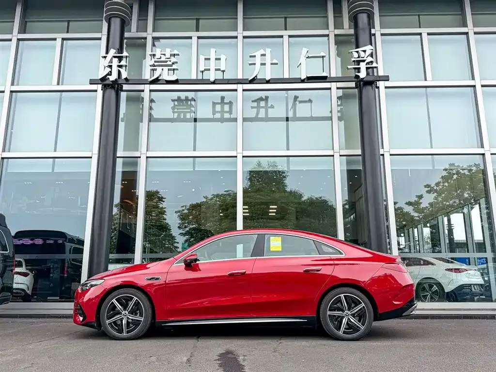 Mercedes-Benz CLA PHEV — фото 7
