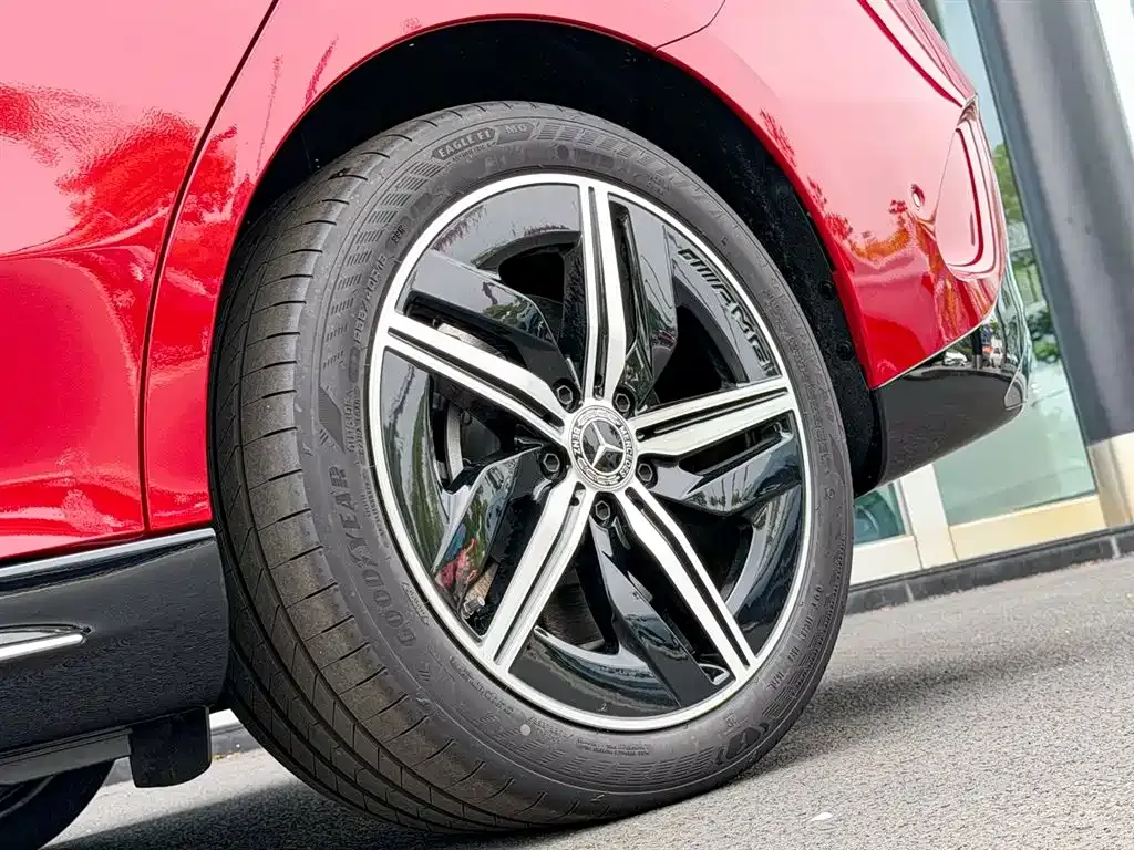 Mercedes-Benz CLA PHEV — фото 9