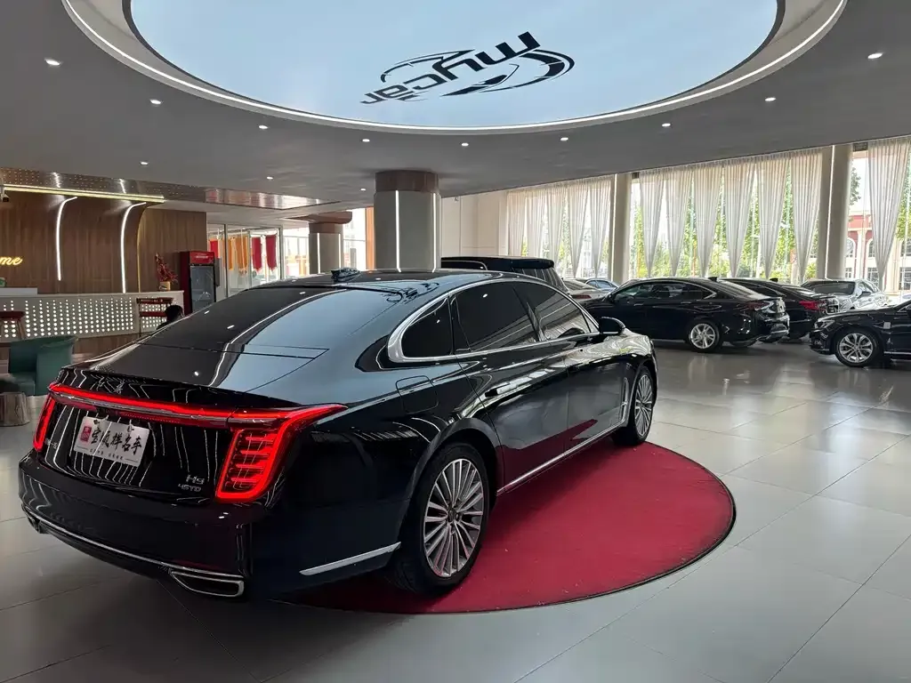 Hongqi H9 — фото 3