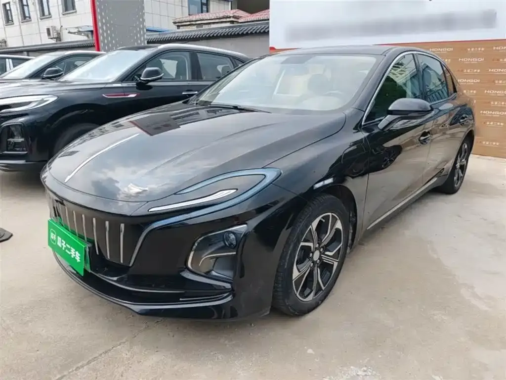 Hongqi E-QM5 — фото 4