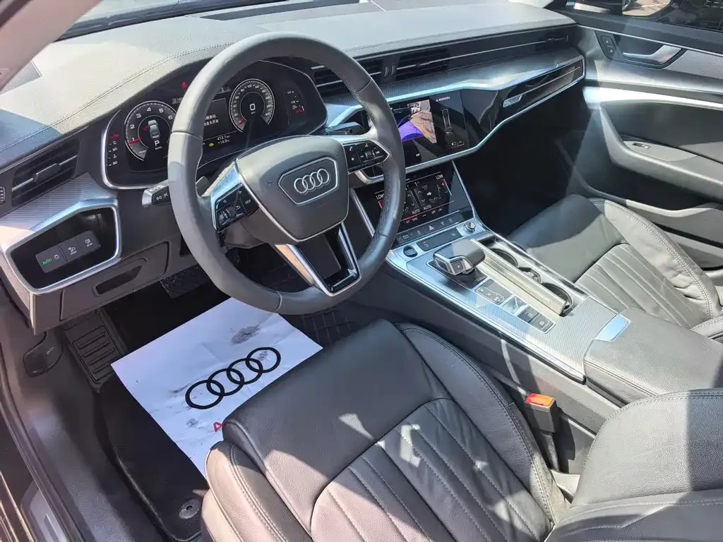 Audi A6L — фото 5