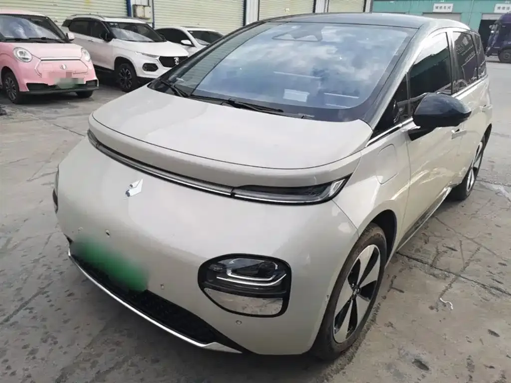 Baojun Yunduo — фото 1