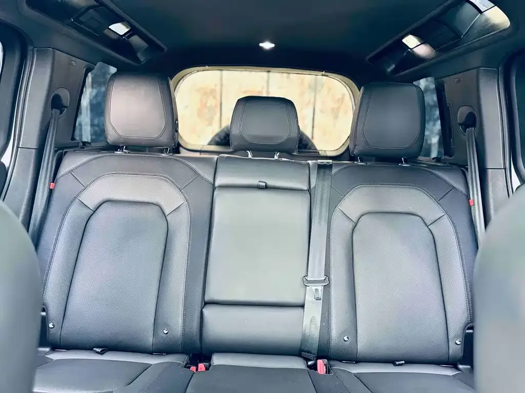 Land Rover Defender — фото 8
