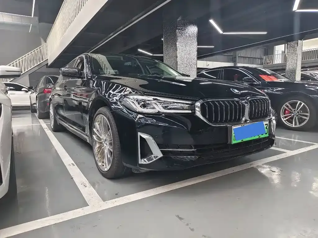 BMW 5 Series New Energy — фото 8