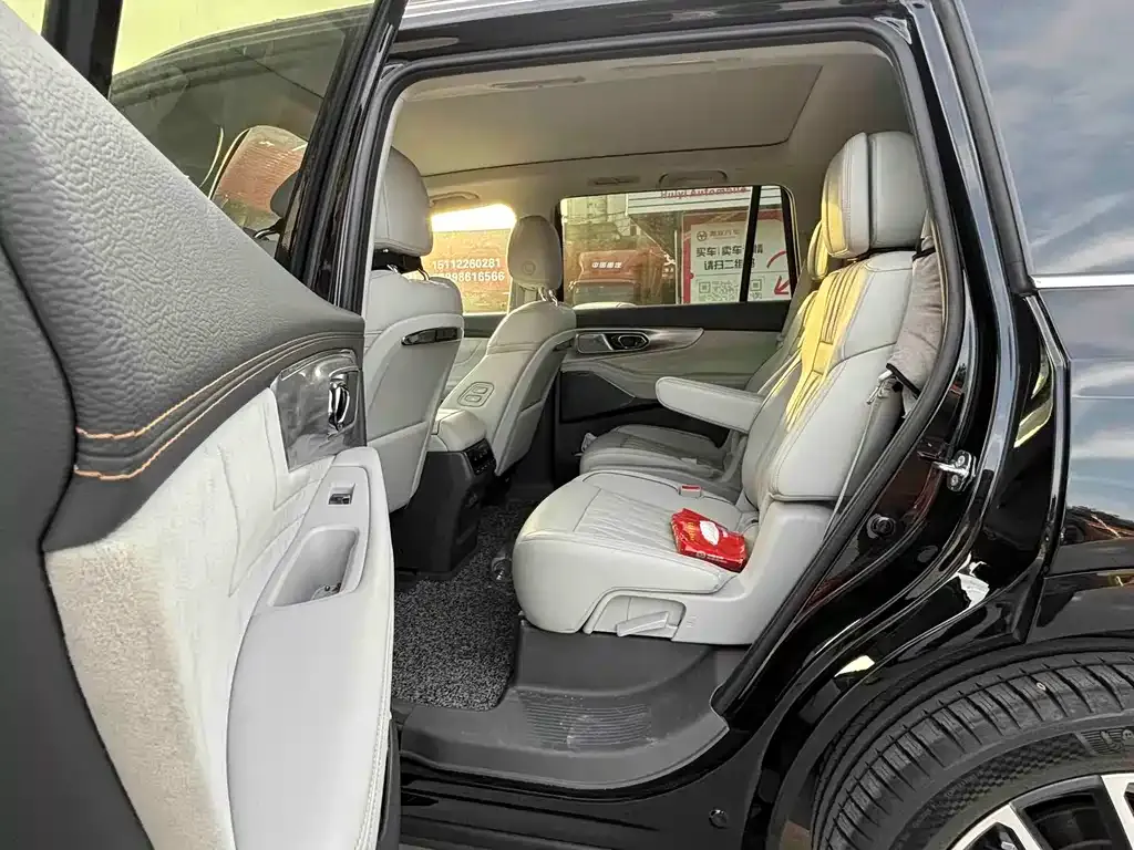 GAC Motor Trumpchi GS8 — фото 3