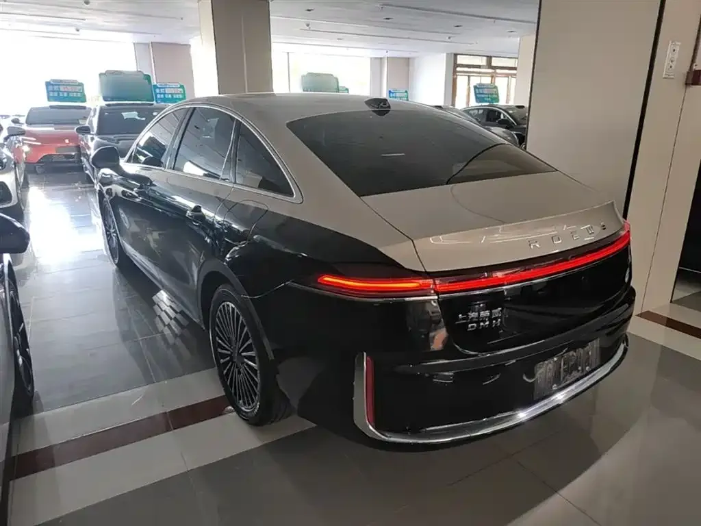 Roewe M7 DMH — фото 3