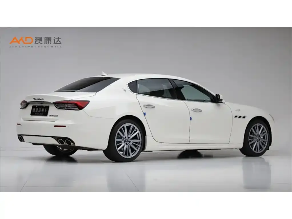 Maserati Quattroporte — фото 4