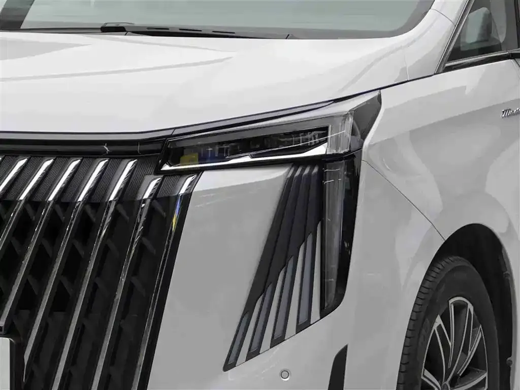 GAC Motor Trumpchi M8 — фото 7