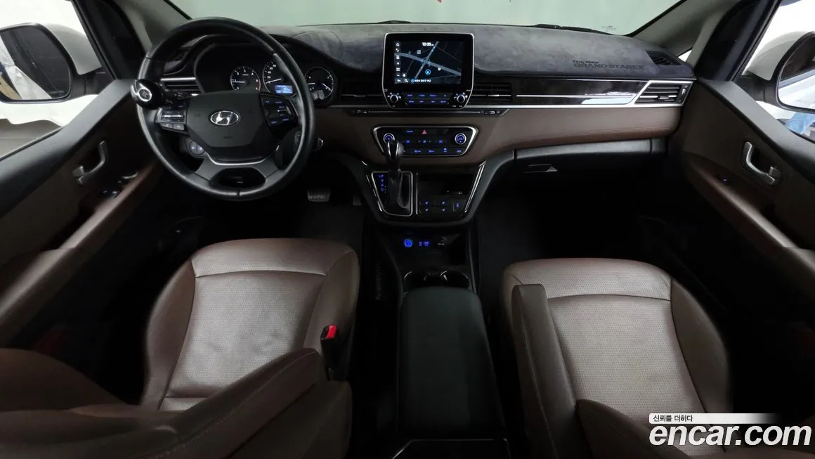 Hyundai Starex — фото 10