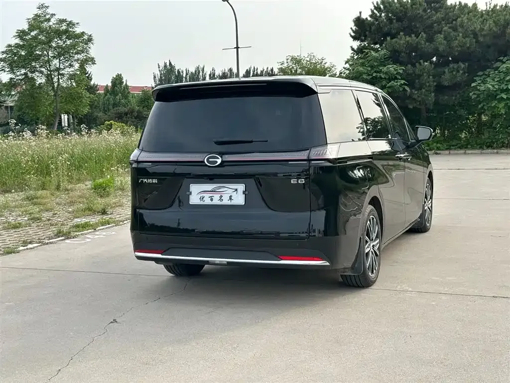 GAC Motor Trumpchi E8 — фото 5