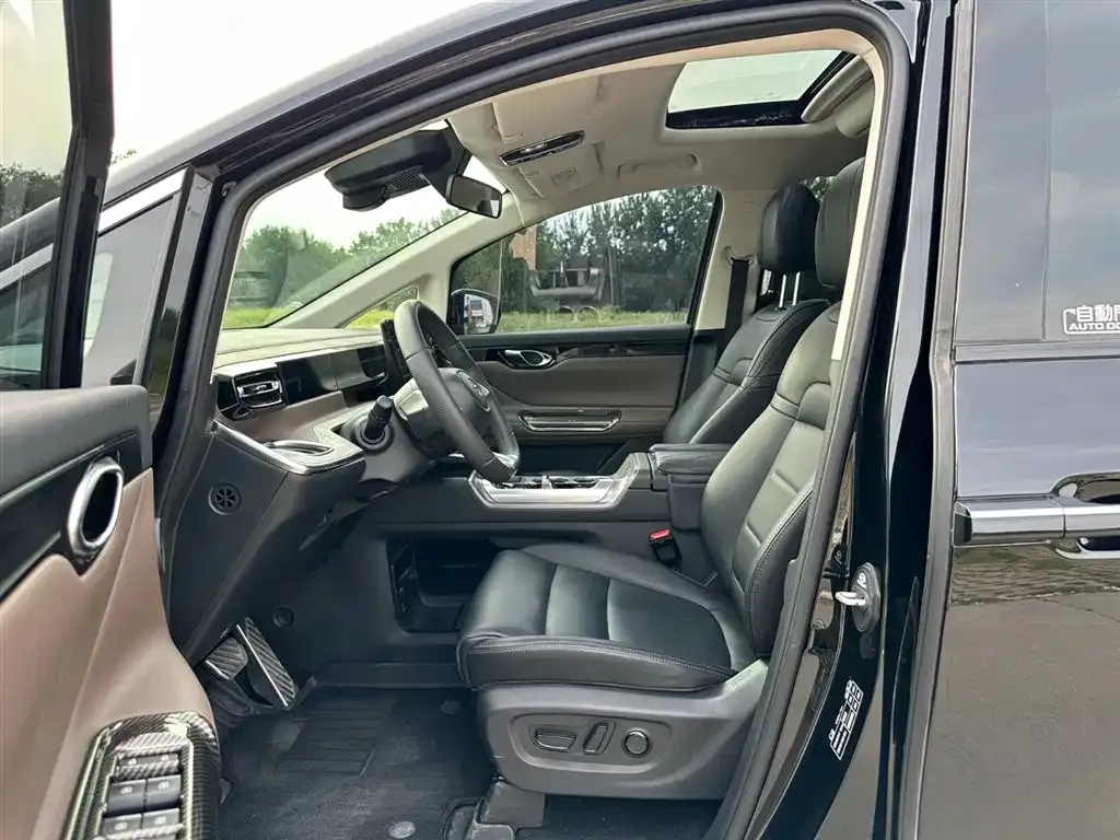 GAC Motor Trumpchi E8 — фото 8