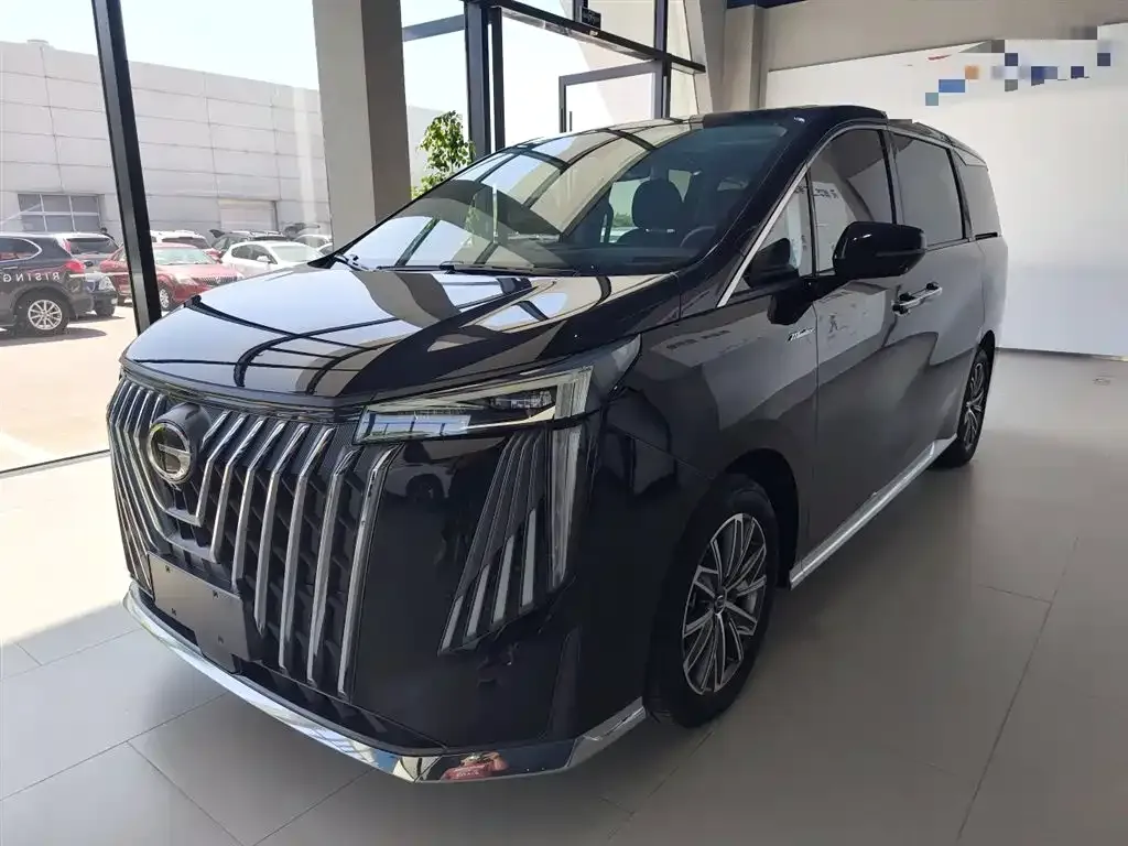 GAC Motor Trumpchi M8 — фото 1