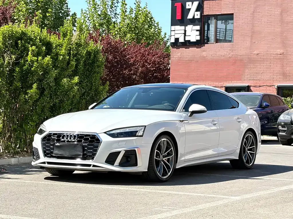 Audi A5 (Import) — фото 1