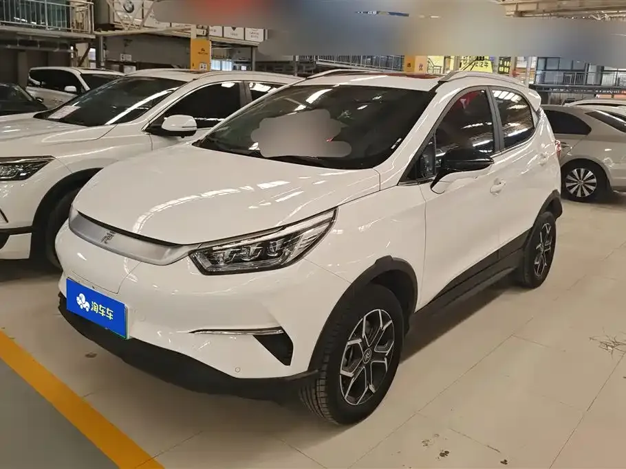 BYD Yuan Pro — фото 1