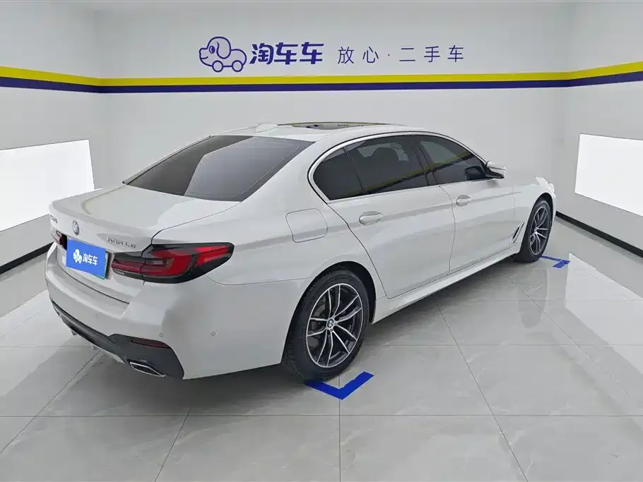 BMW 5 Series New Energy — фото 4