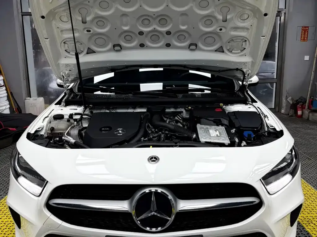 Mercedes-Benz A-Class — фото 10