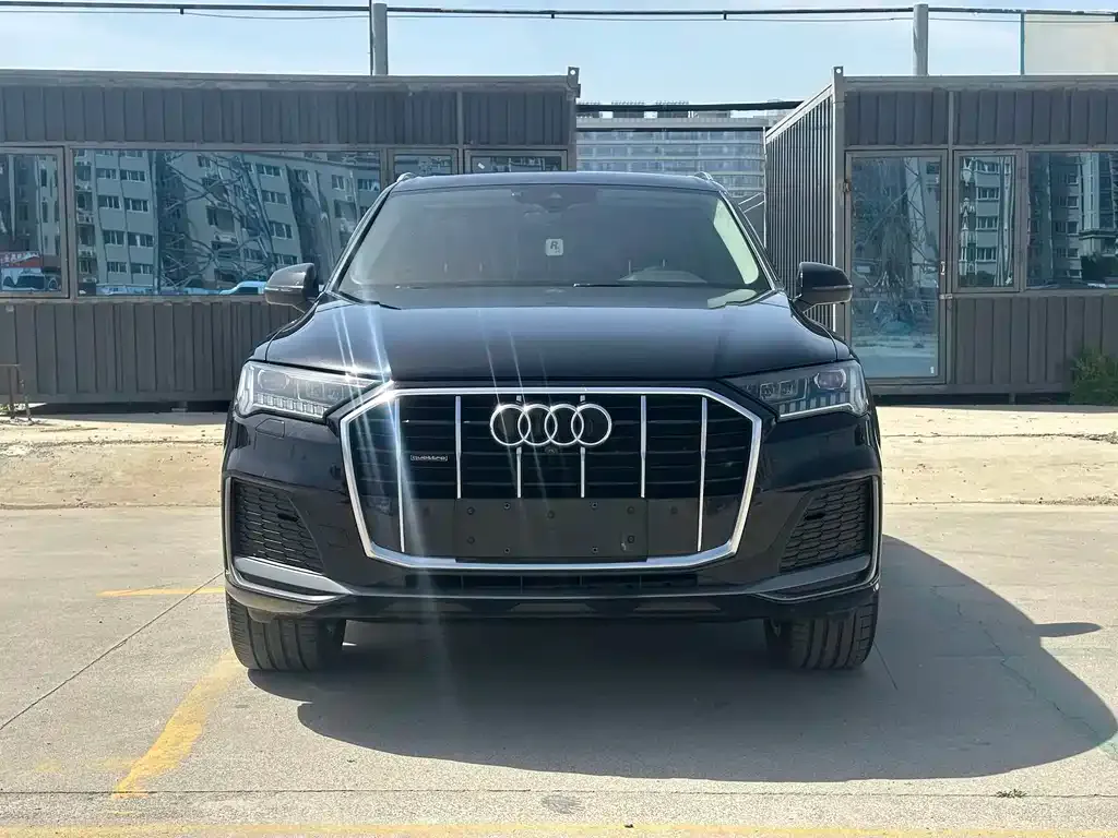 Audi Q7 — фото 6