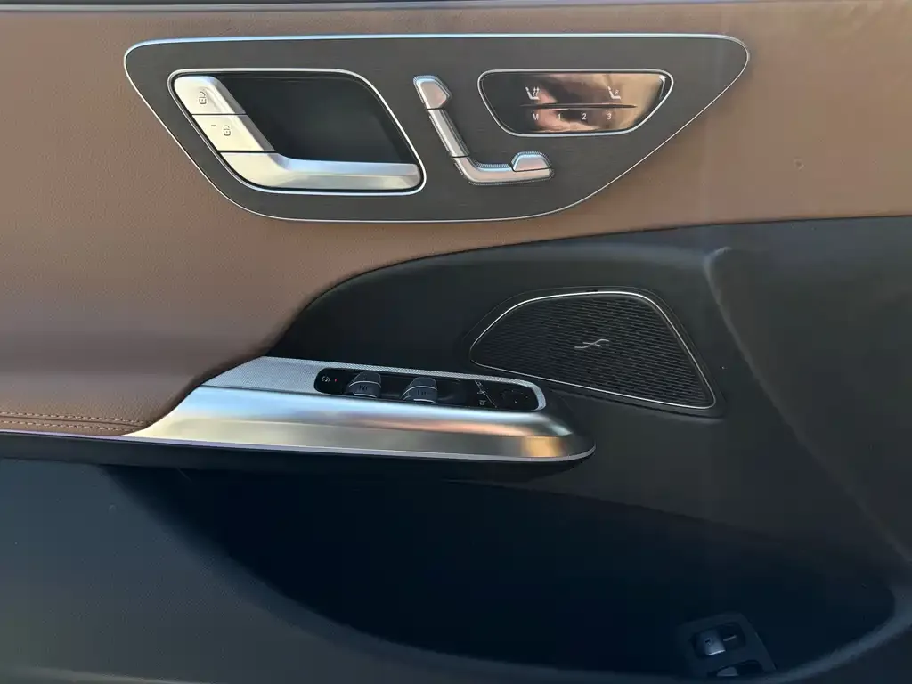 Mercedes-Benz E-Class New Energy — фото 2