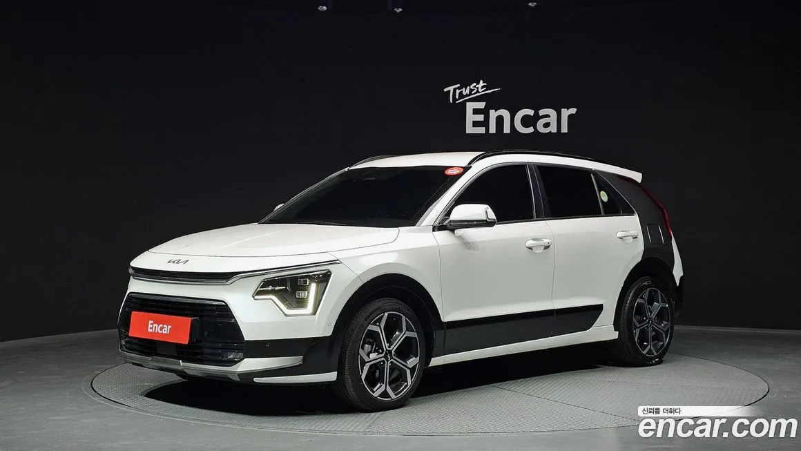 Kia Niro — фото 1