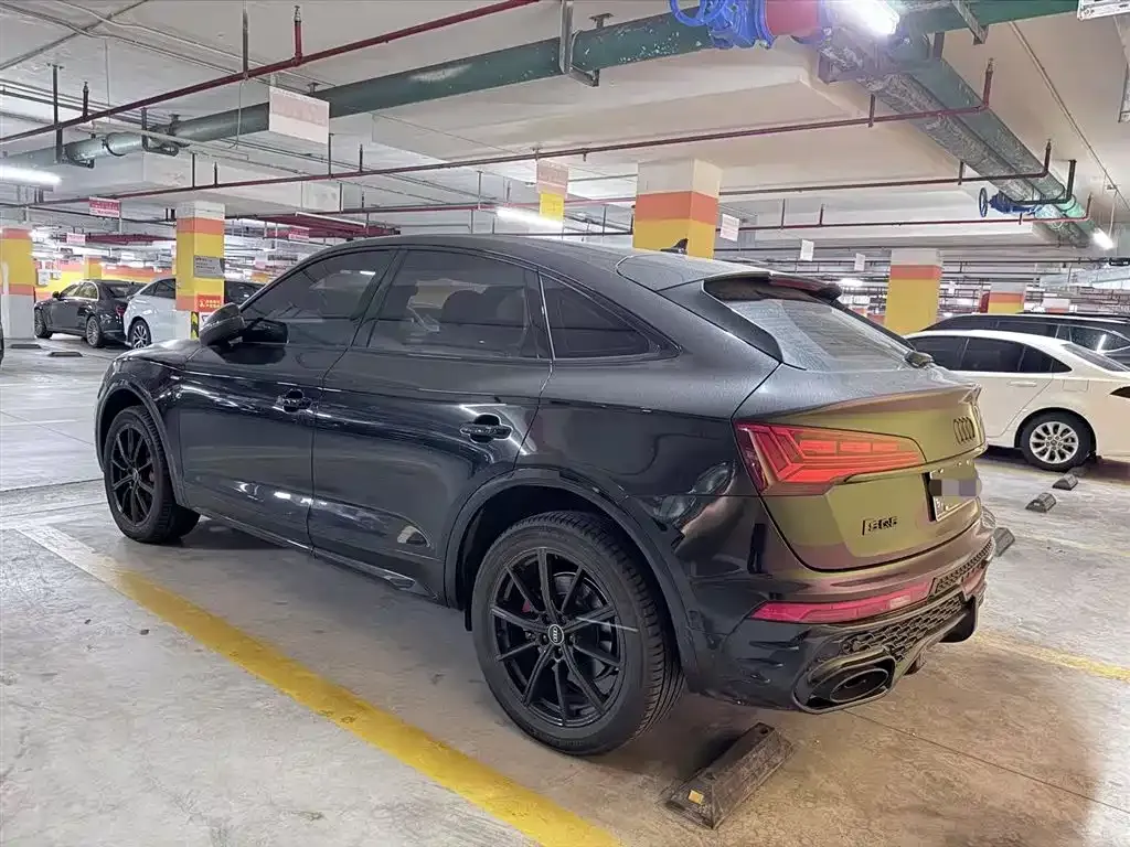 Audi Q5L Sportback — фото 2