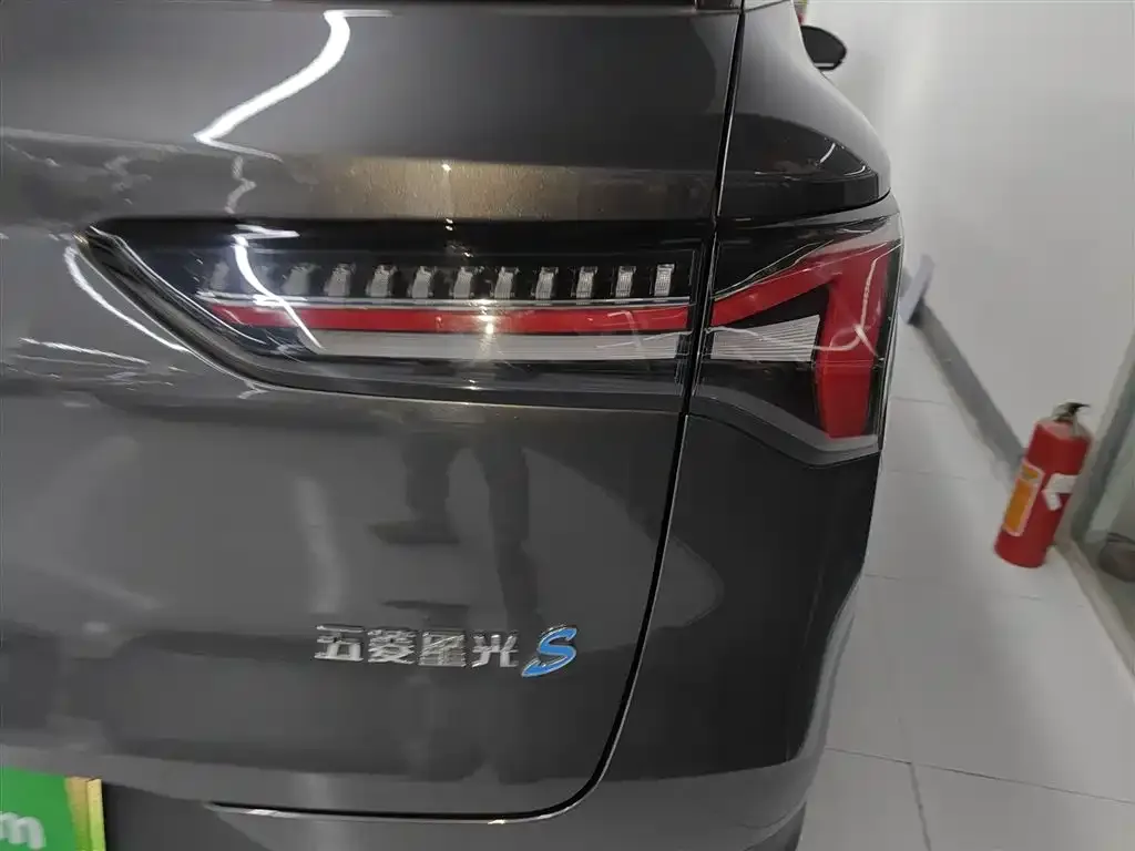 Wuling Xingguang S — фото 2