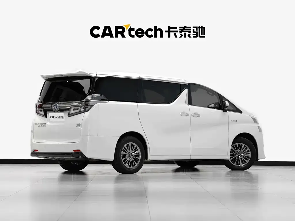 Toyota Vellfire — фото 7
