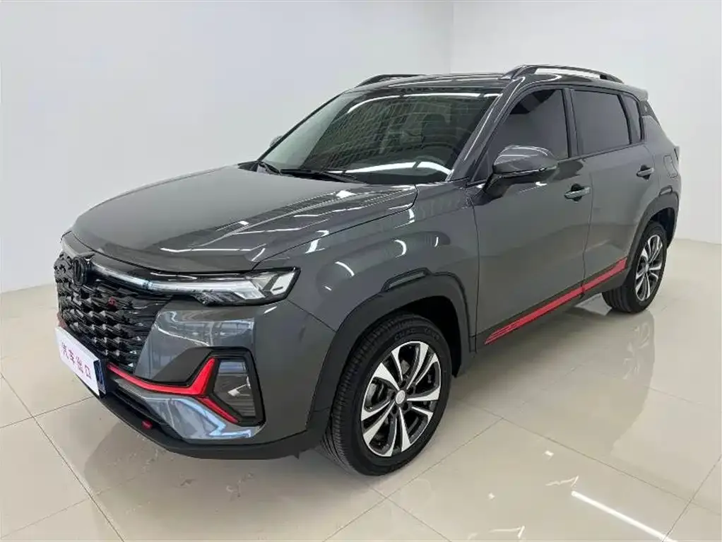 Changan CS35PLUS — фото 1