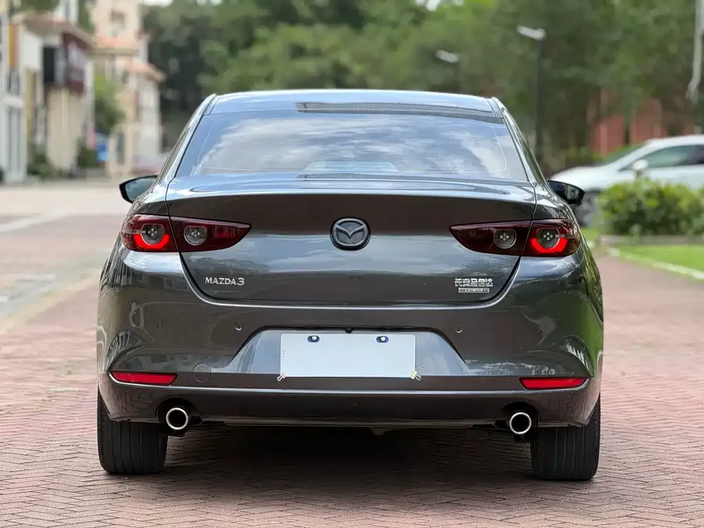 Mazda 3 Axela — фото 2