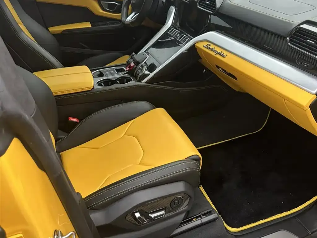 Lamborghini Urus — фото 3